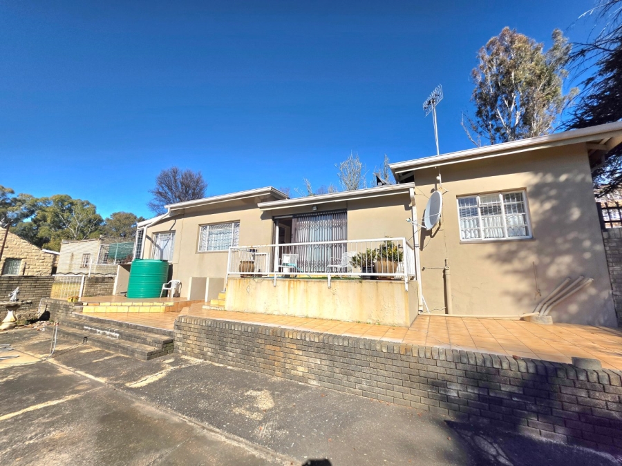 8 Bedroom Property for Sale in Bethlehem Free State